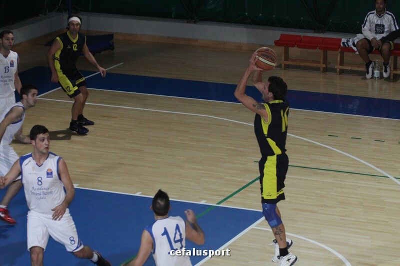111127 licata 121_tn.jpg